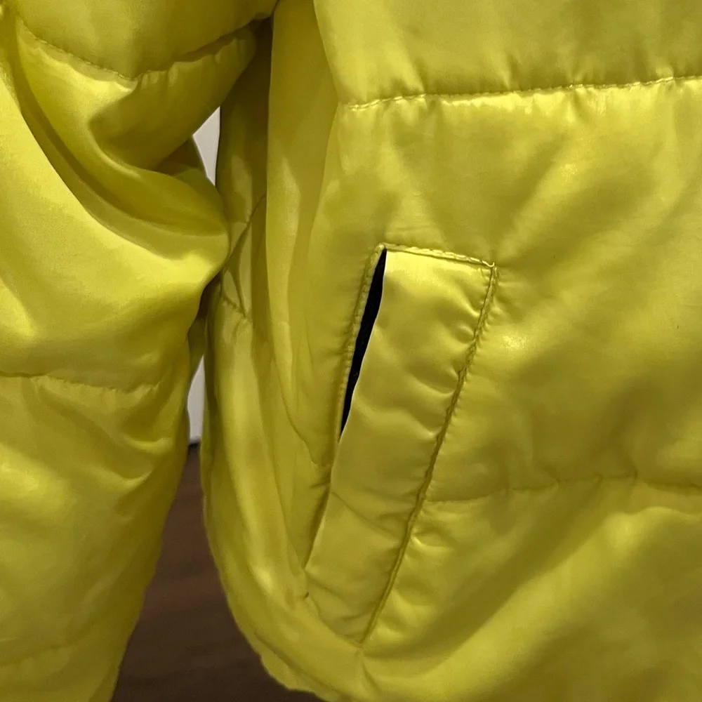 Sanctuary light neon green puffer jacket - Picture 5 of 8